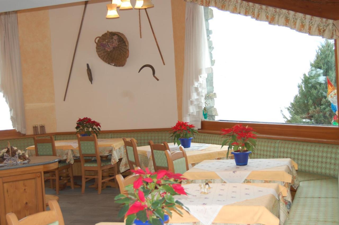 Hotel Lo Fleye Saint-Pierre Zewnętrze zdjęcie