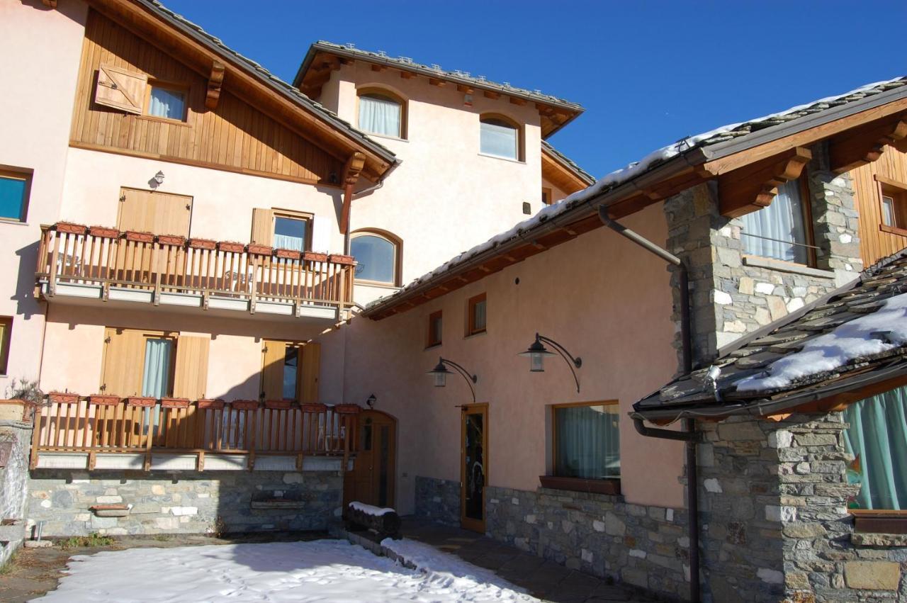 Hotel Lo Fleye Saint-Pierre Zewnętrze zdjęcie
