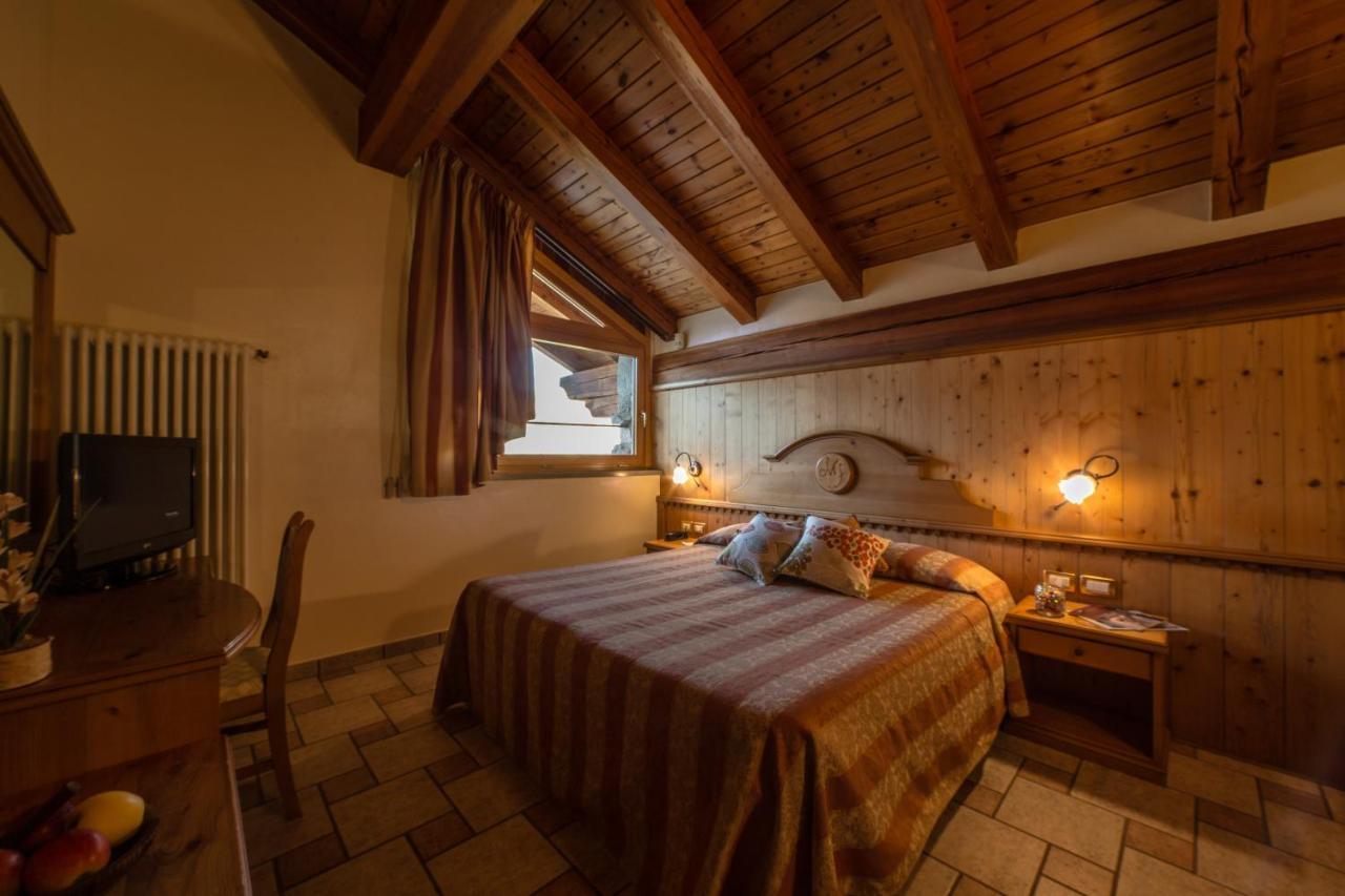 Hotel Lo Fleye Saint-Pierre Zewnętrze zdjęcie