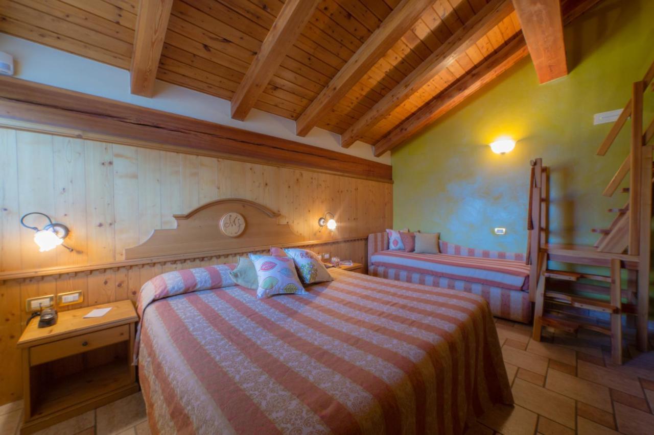 Hotel Lo Fleye Saint-Pierre Zewnętrze zdjęcie